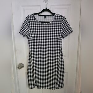 SHEIN Black and White Sheath Mini Dress Crew Neck Short Sleeve